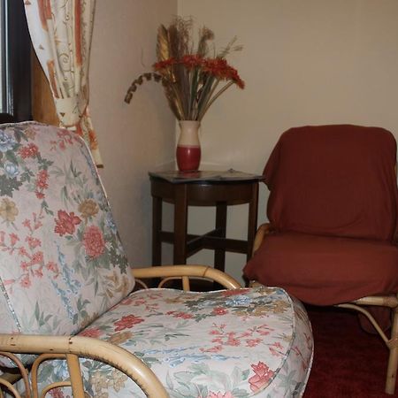 インヴァルリー ザ ブラック ブル イン Bed & Breakfast エクステリア 写真